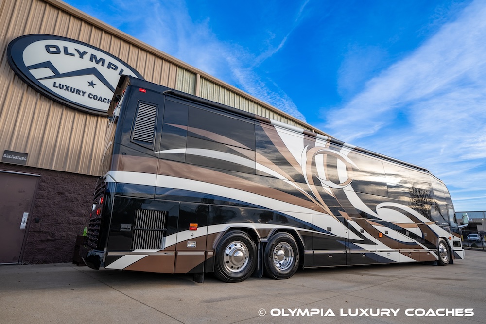 2010 Prevost Millennium H3-45 For Sale