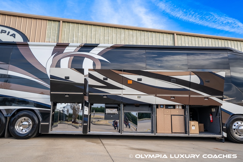 2010 Prevost Millennium H3-45 For Sale