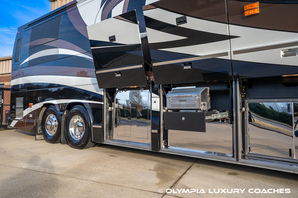 2010 Prevost Millennium H3-45 For Sale