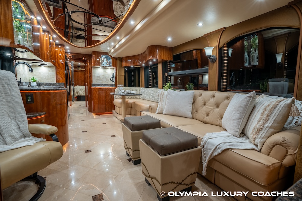 2010 Prevost Millennium H3-45 For Sale