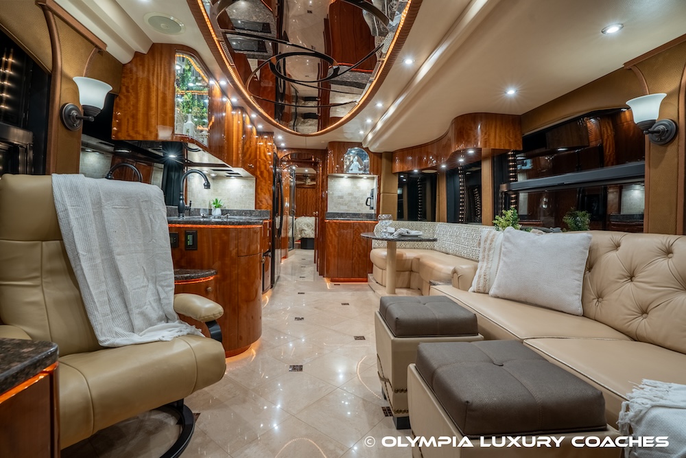 2010 Prevost Millennium H3-45 For Sale