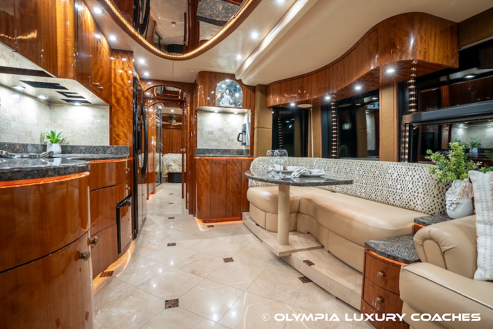 2010 Prevost Millennium H3-45 For Sale