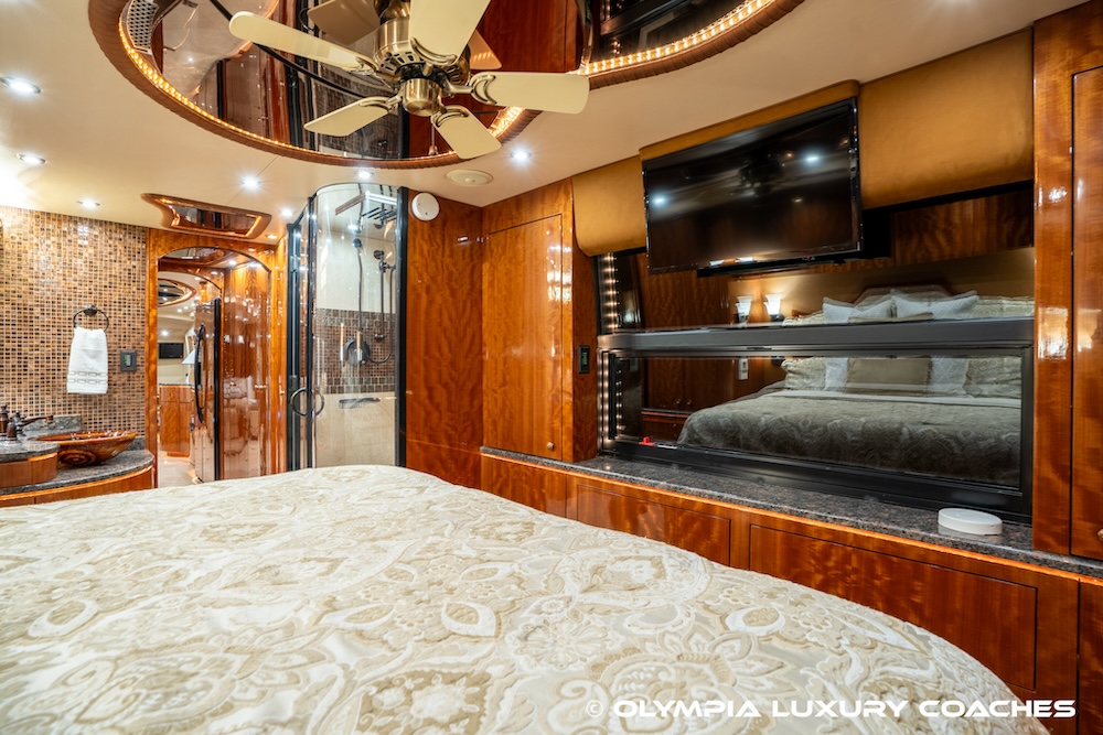 2010 Prevost Millennium H3-45 For Sale