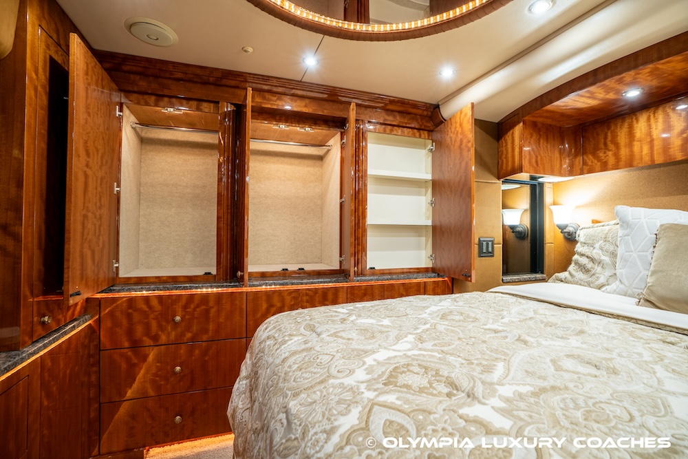 2010 Prevost Millennium H3-45 For Sale