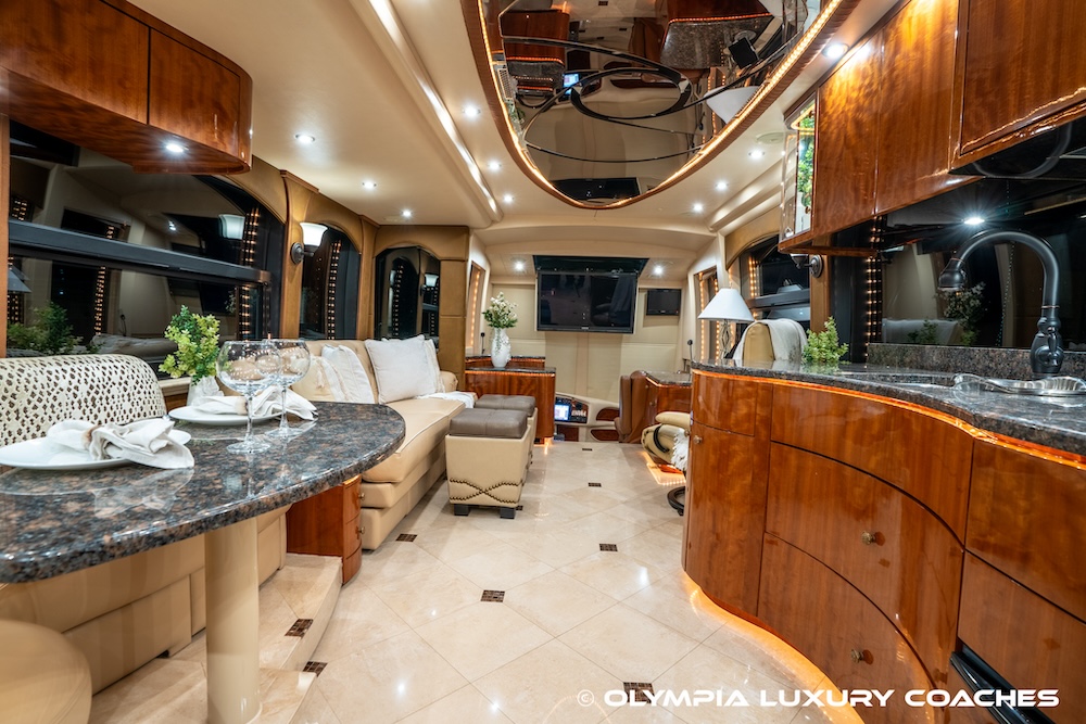 2010 Prevost Millennium H3-45 For Sale