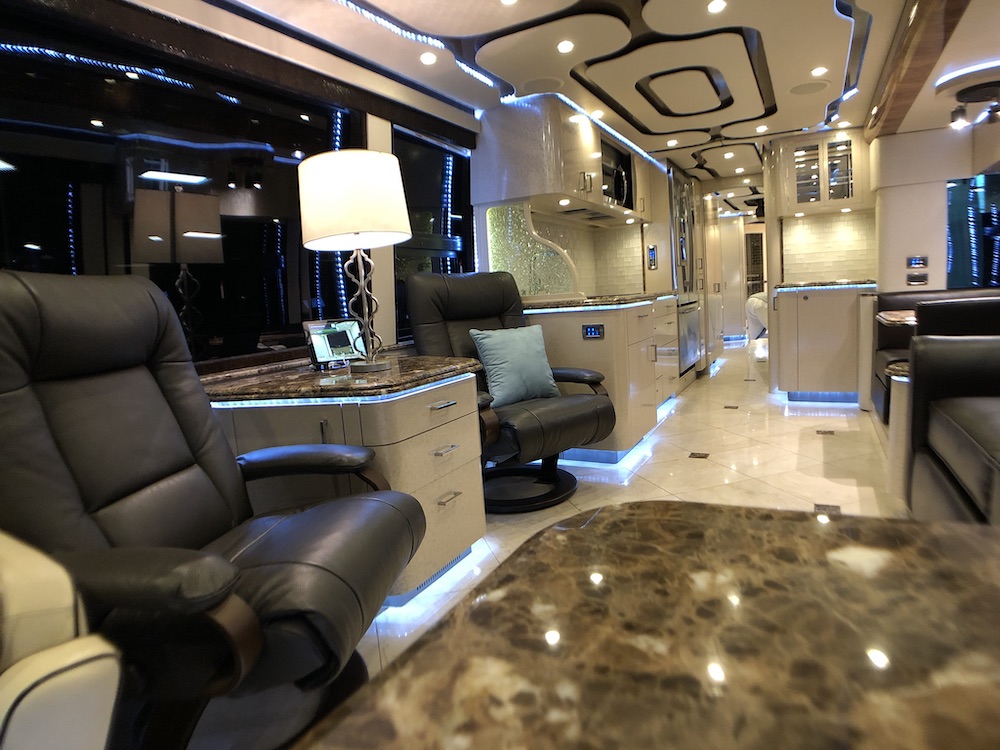 2011 Prevost Featherlite H3-45 For Sale