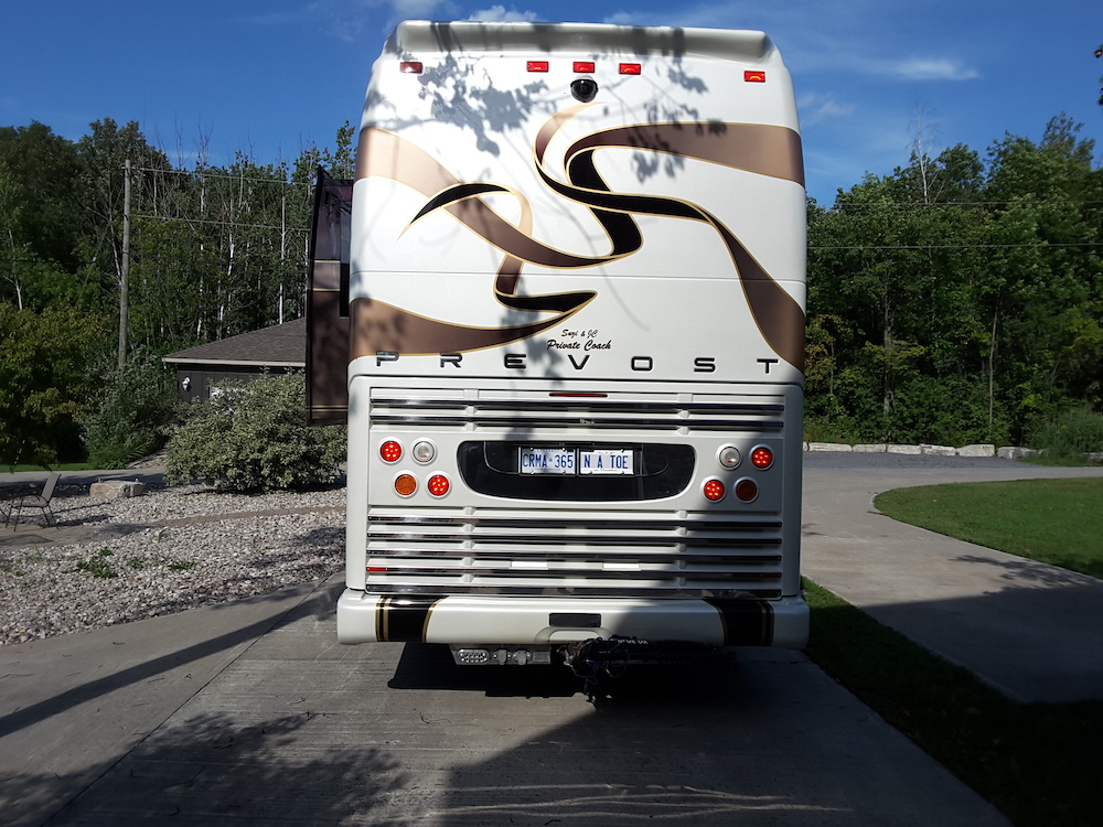 2011 Prevost Featherlite H3-45 For Sale