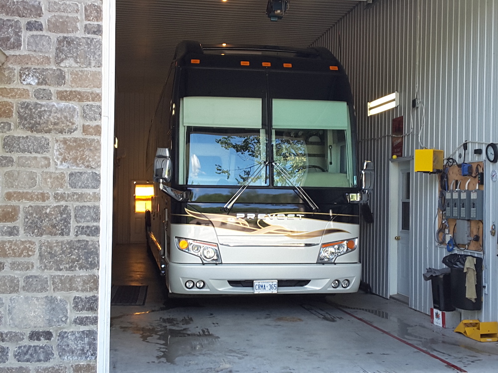 2011 Prevost Featherlite H3-45 For Sale