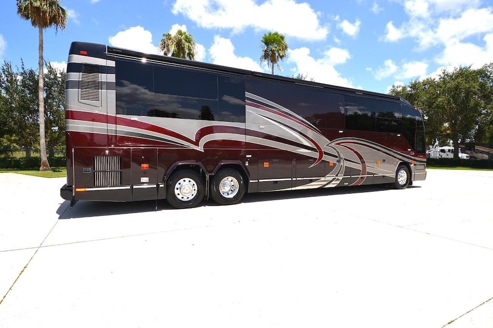 2011 Prevost Liberty H3-45 For Sale