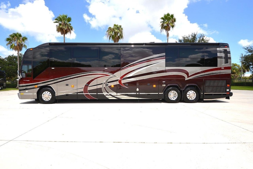 2011 Prevost Liberty H3-45 For Sale