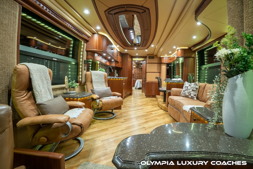 2013 Prevost Liberty H3-45 For Sale