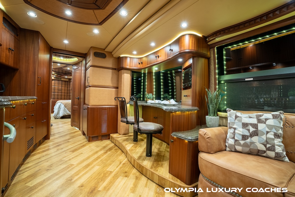 2013 Prevost Liberty H3-45 For Sale