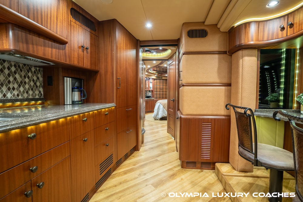 2013 Prevost Liberty H3-45 For Sale