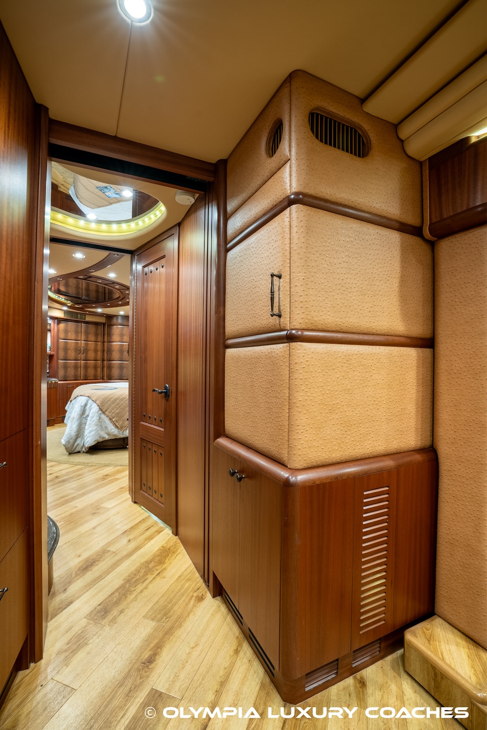 2013 Prevost Liberty H3-45 For Sale