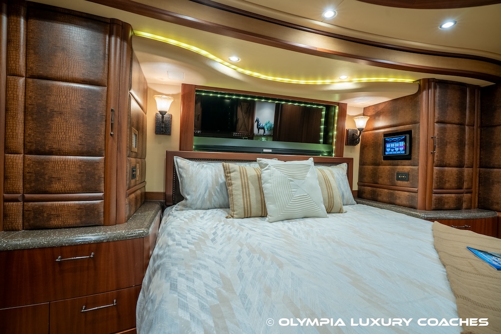 2013 Prevost Liberty H3-45 For Sale