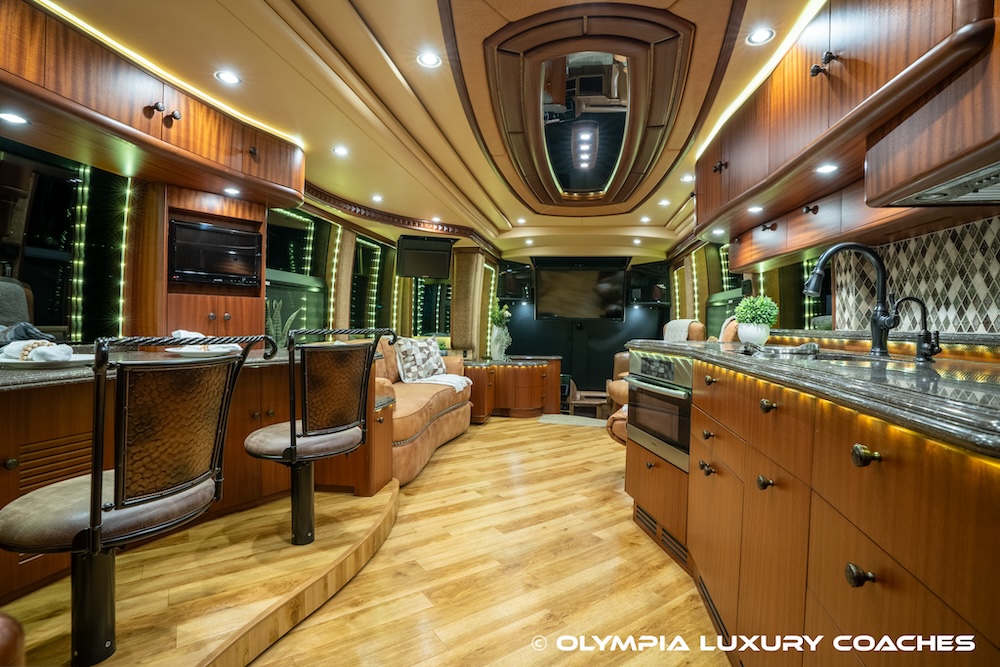 2013 Prevost Liberty H3-45 For Sale