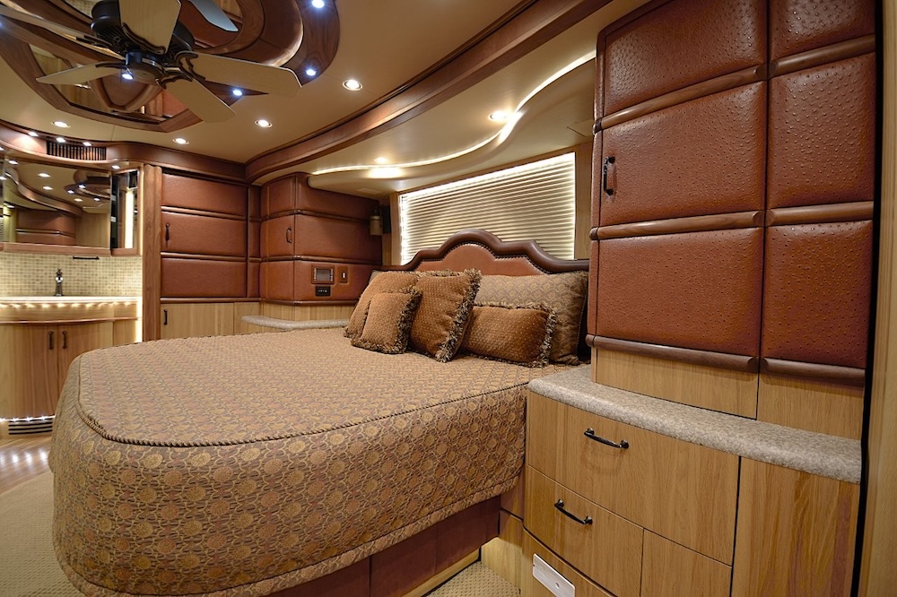2013 Prevost Liberty H3-45 For Sale