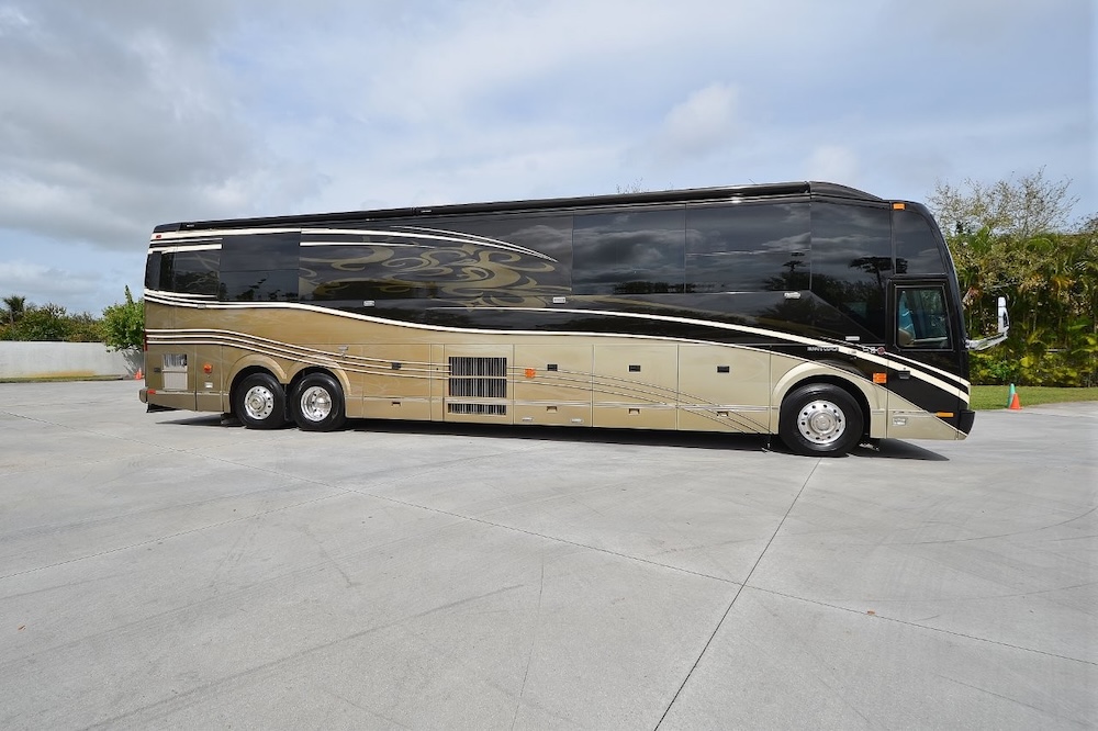 2013 Prevost Liberty H3-45 For Sale