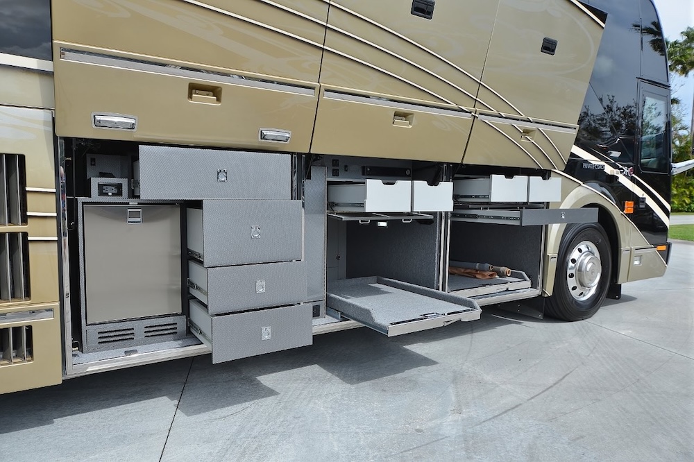 2013 Prevost Liberty H3-45 For Sale