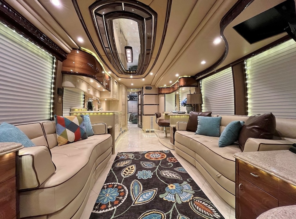 2013 Prevost Liberty H3-45 For Sale