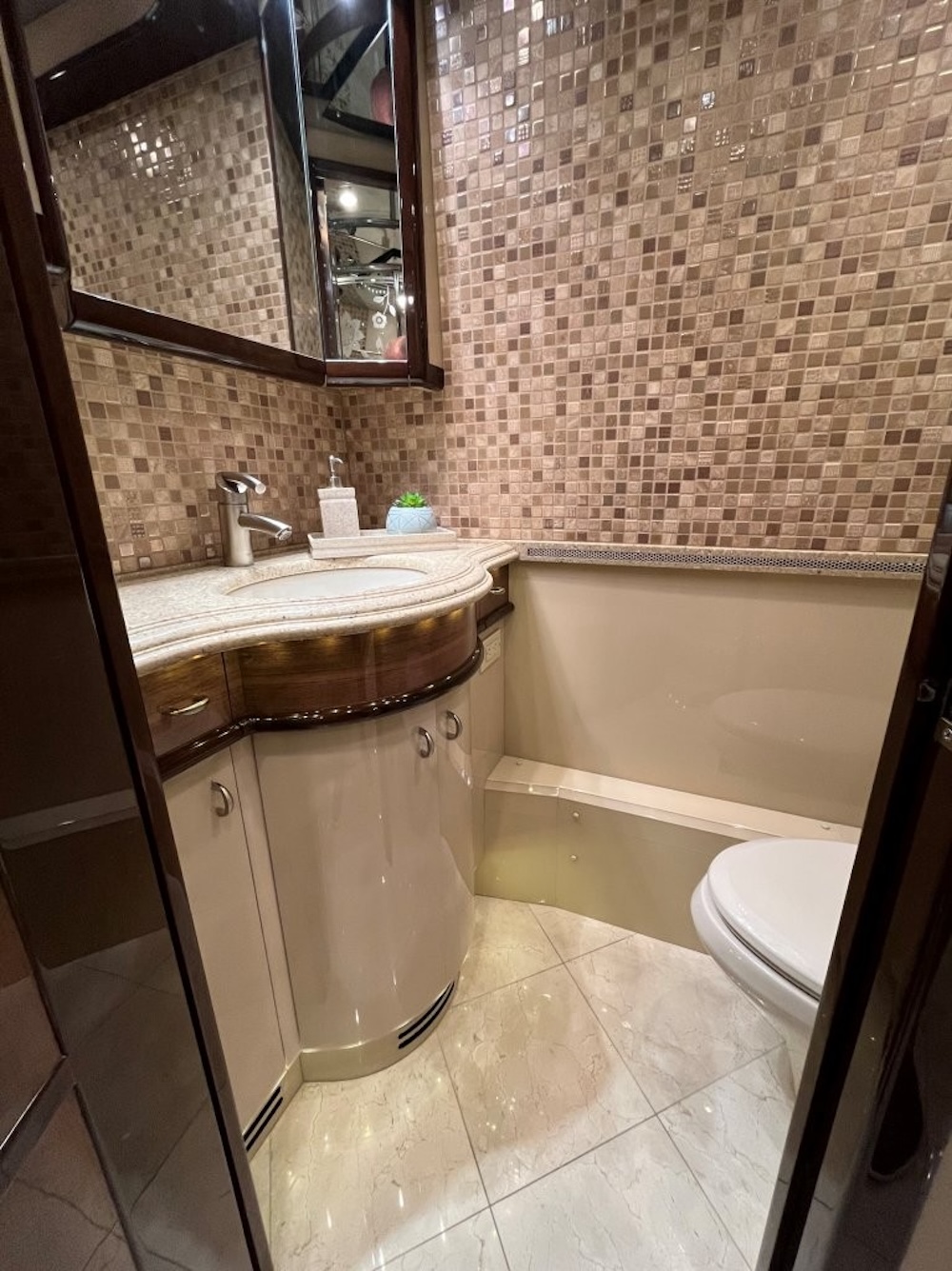 2013 Prevost Liberty H3-45 For Sale