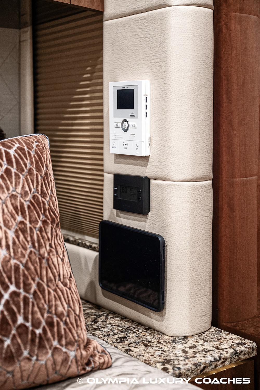 2013 Prevost Millennium H3-45 For Sale