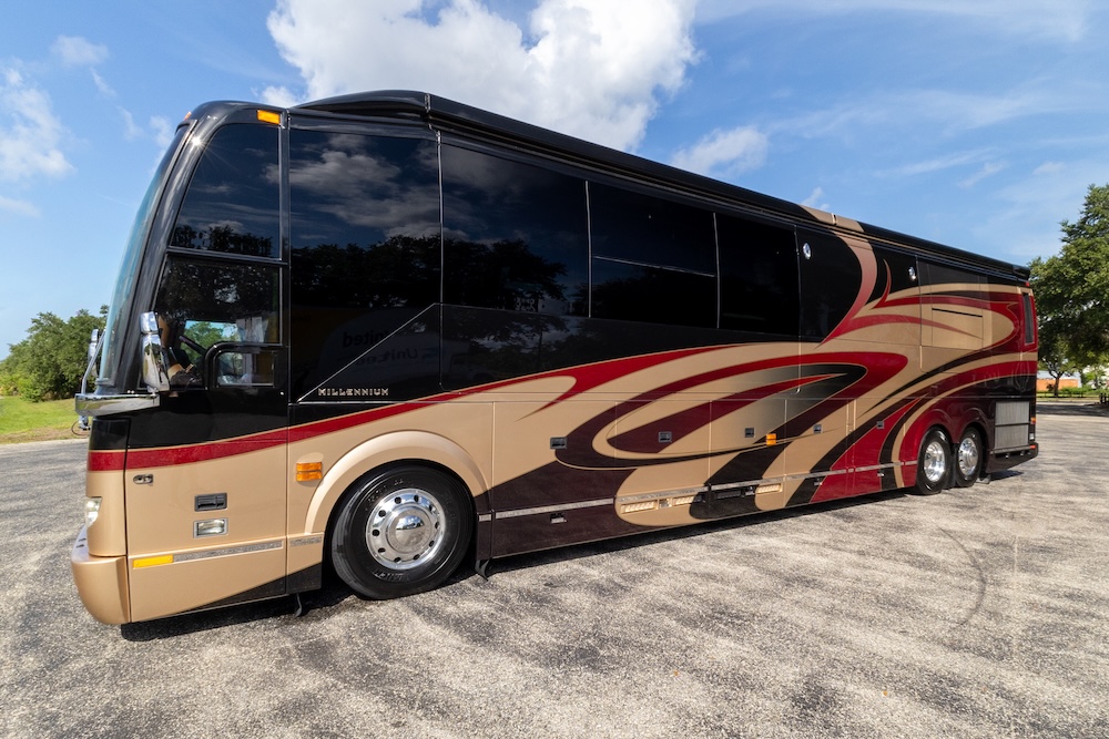 2013 Prevost Millennium H3-45 For Sale