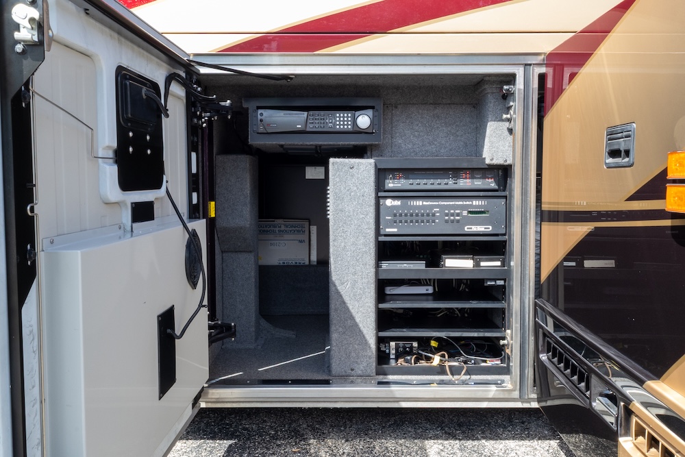 2013 Prevost Millennium H3-45 For Sale