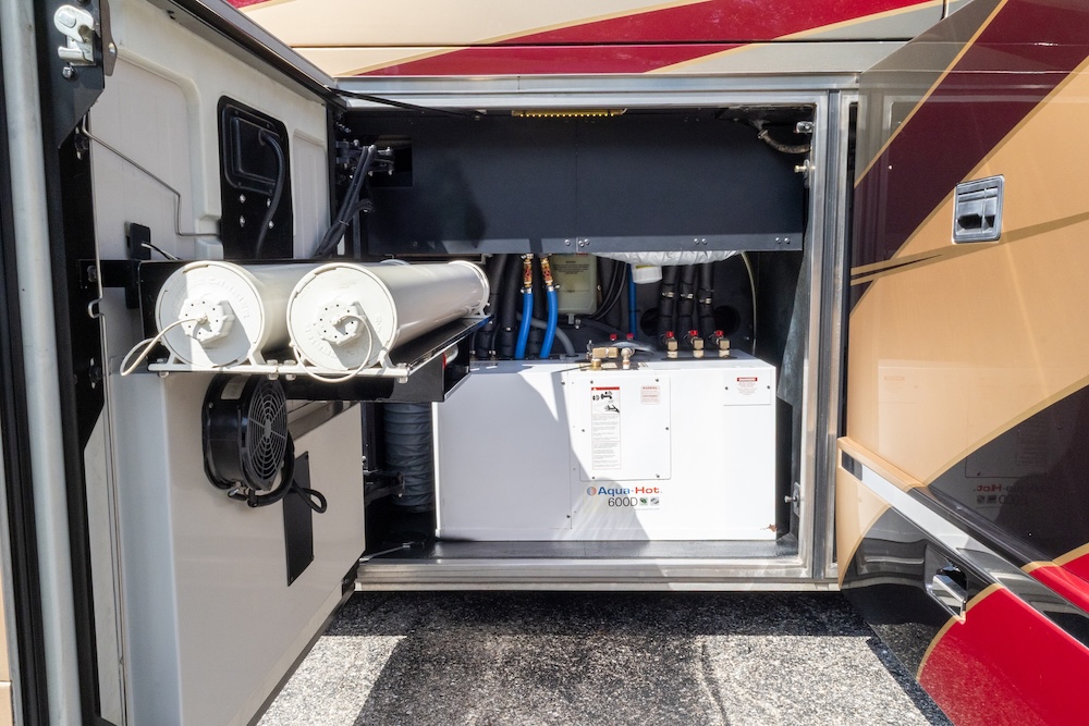 2013 Prevost Millennium H3-45 For Sale