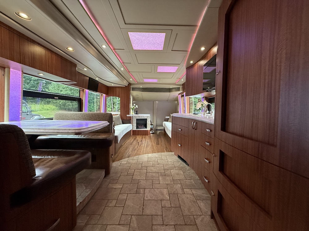 2014 Prevost Marathon H3-45 For Sale