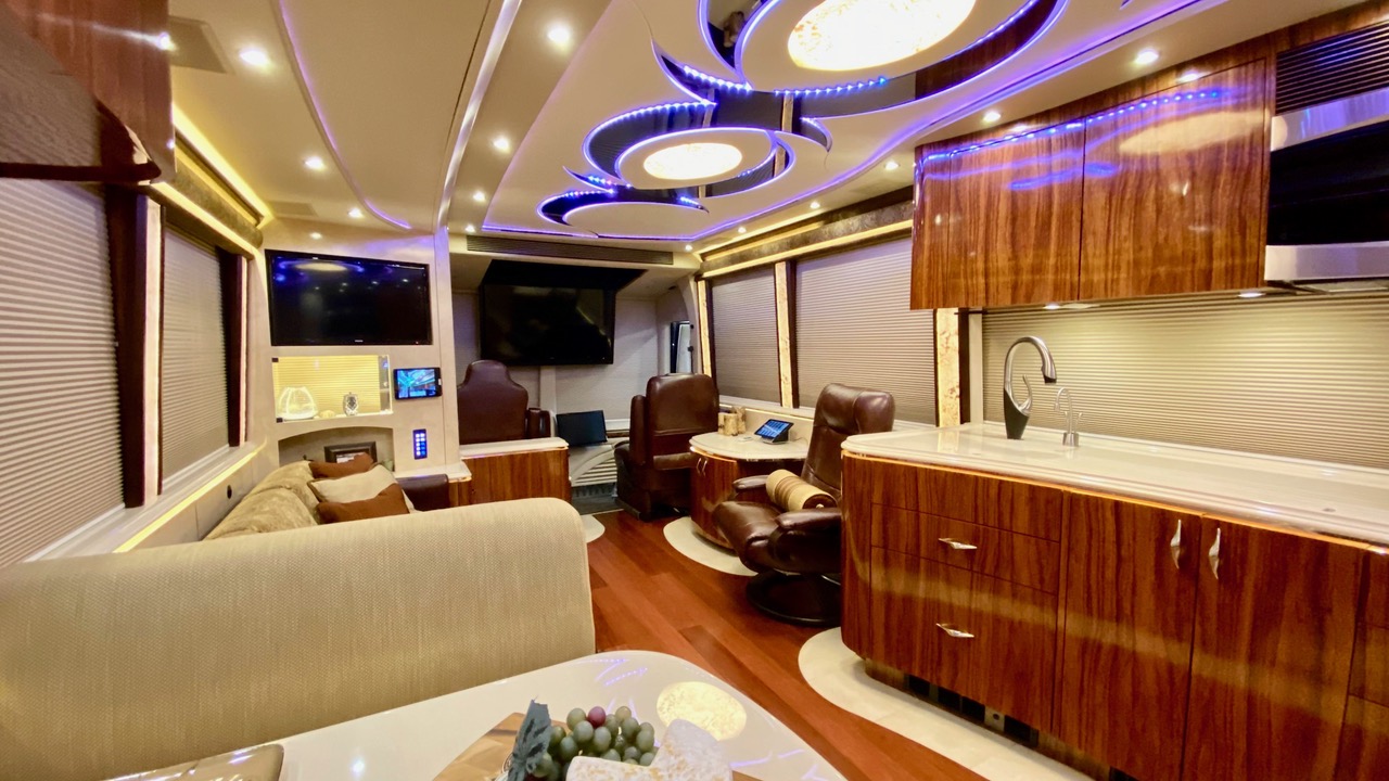 2014 Prevost Marathon X3 For Sale