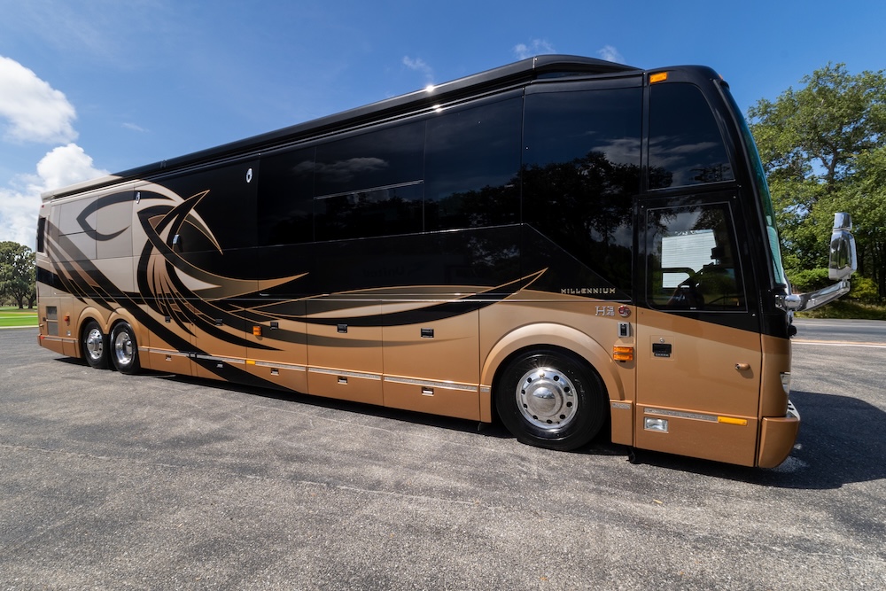 2014 Prevost Millennium H3-45 For Sale