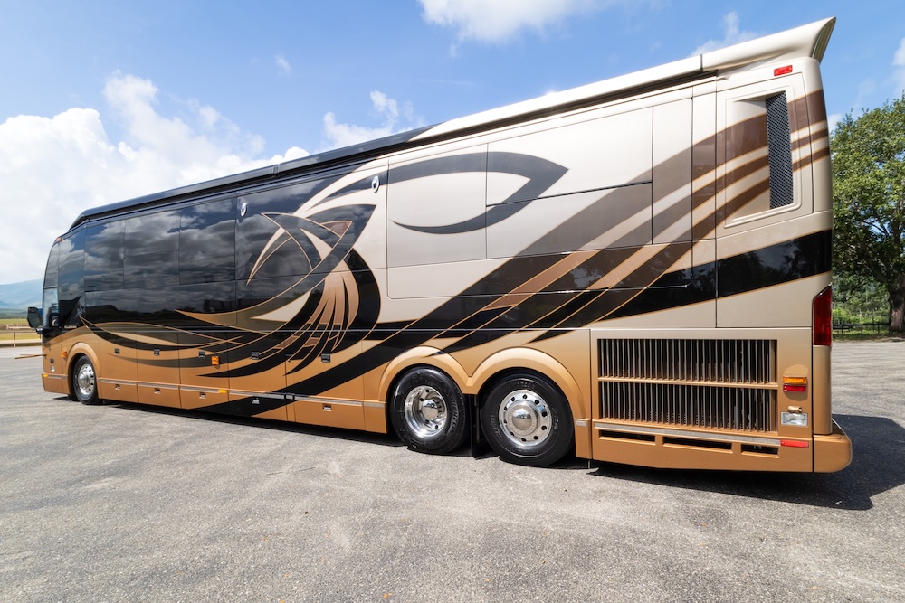 2014 Prevost Millennium H3-45 For Sale