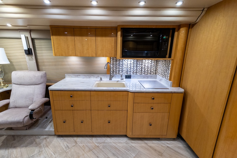 2014 Prevost Millennium H3-45 For Sale