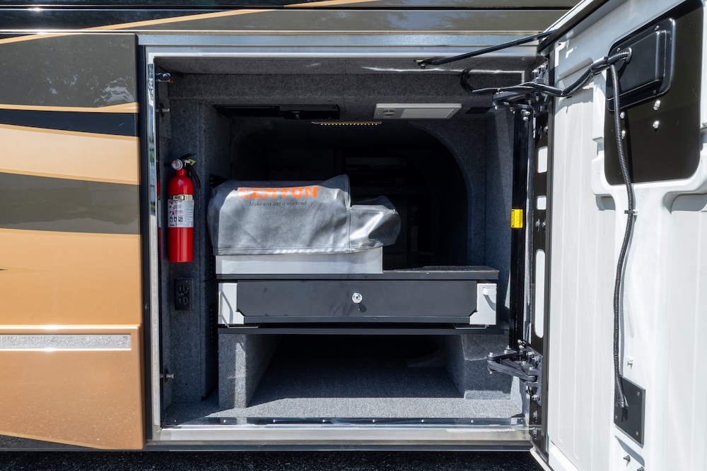2014 Prevost Millennium H3-45 For Sale