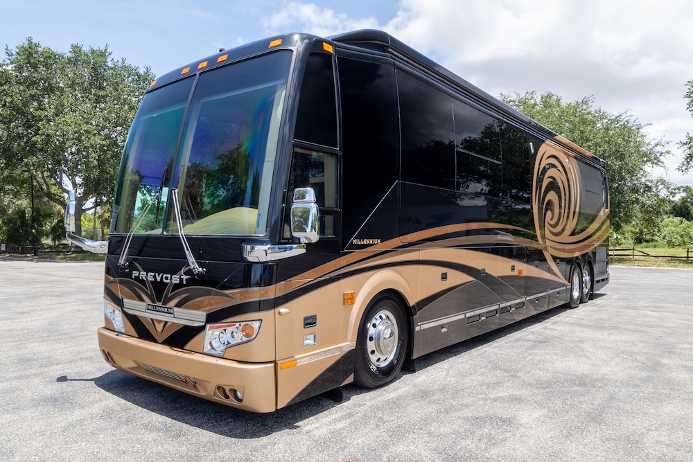 2014 Prevost Millennium H3-45 For Sale