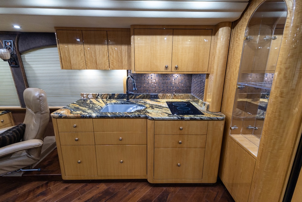 2014 Prevost Millennium H3-45 For Sale
