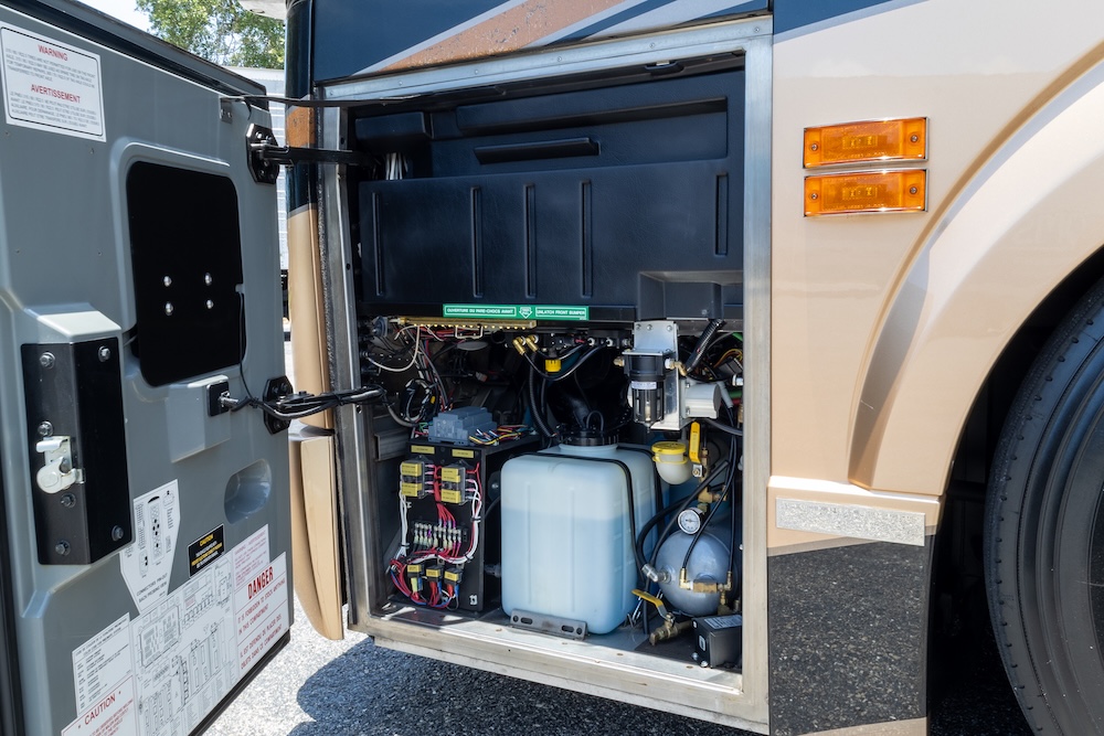 2014 Prevost Millennium H3-45 For Sale
