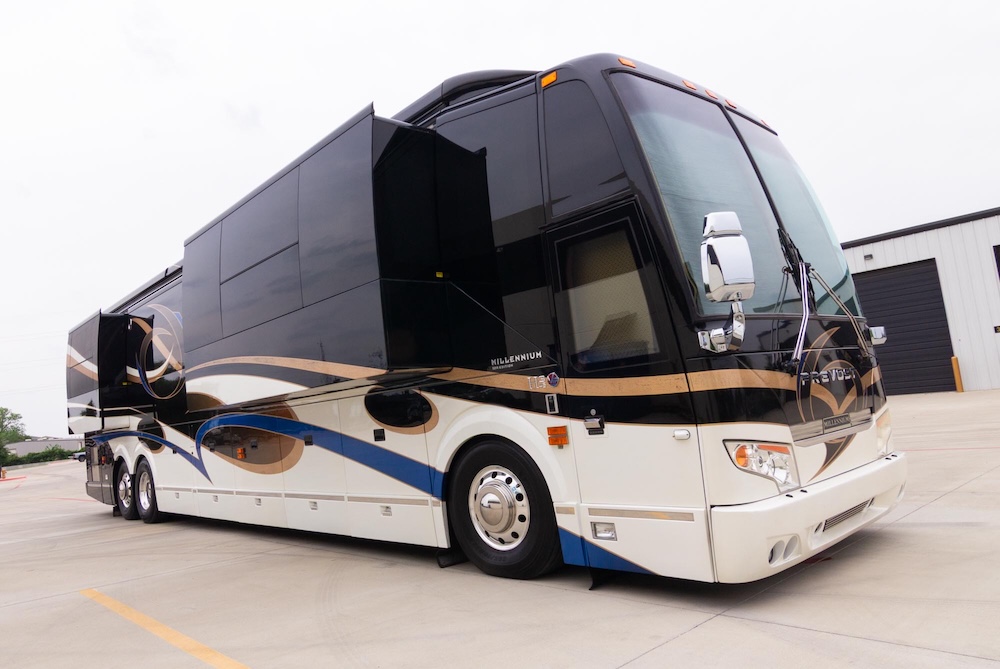 2014 Prevost Millennium H3-45 For Sale