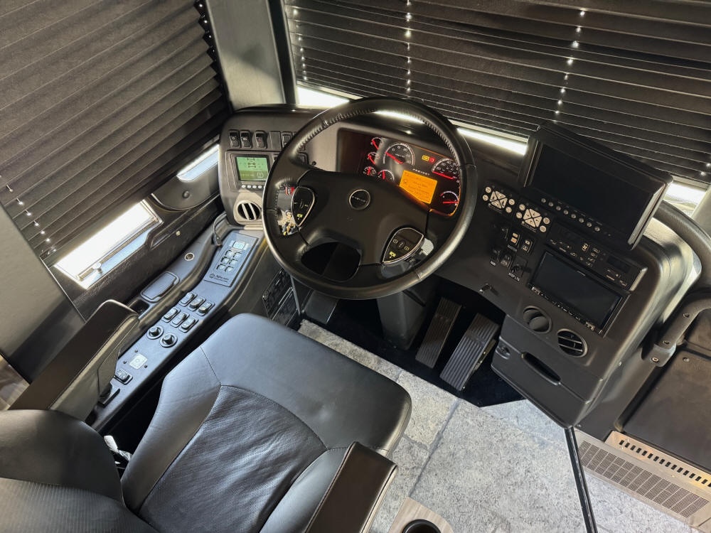 2015 Prevost Florida Coach X3 For Sale