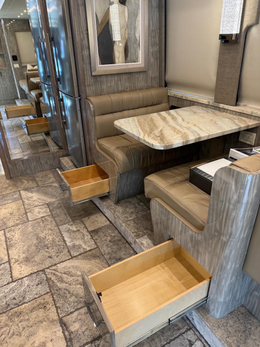 2015 Prevost Florida Coach X3 For Sale