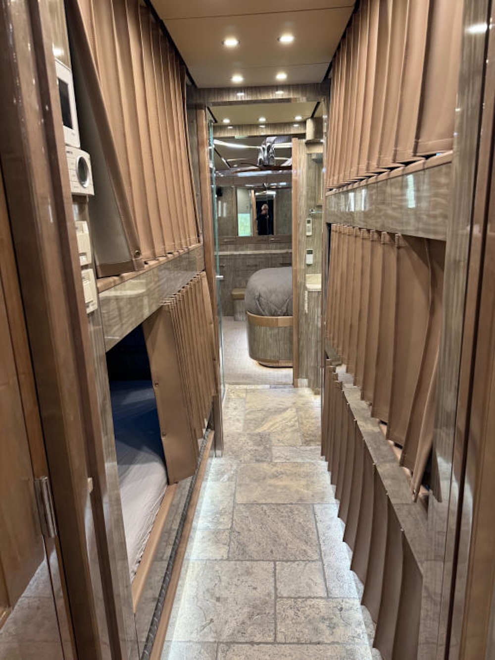 2015 Prevost Florida Coach X3 For Sale