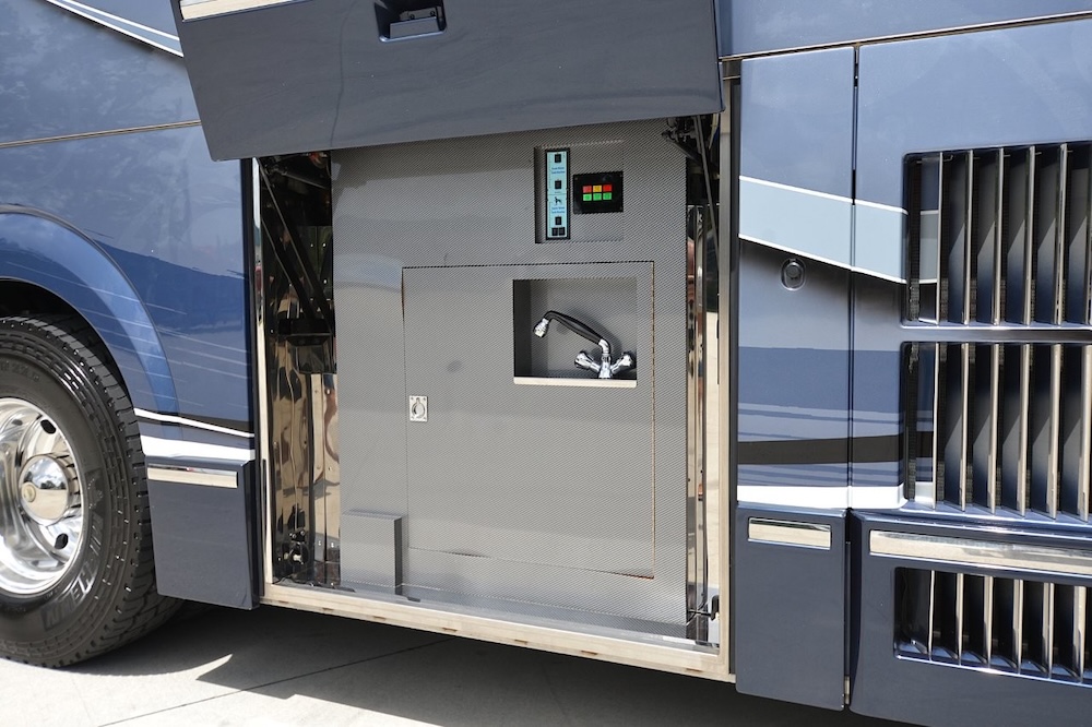 2015 Prevost Liberty H3-45 For Sale