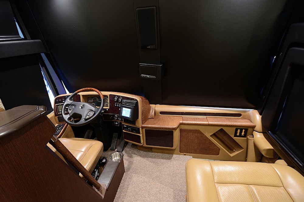 2015 Prevost Liberty H3-45 For Sale