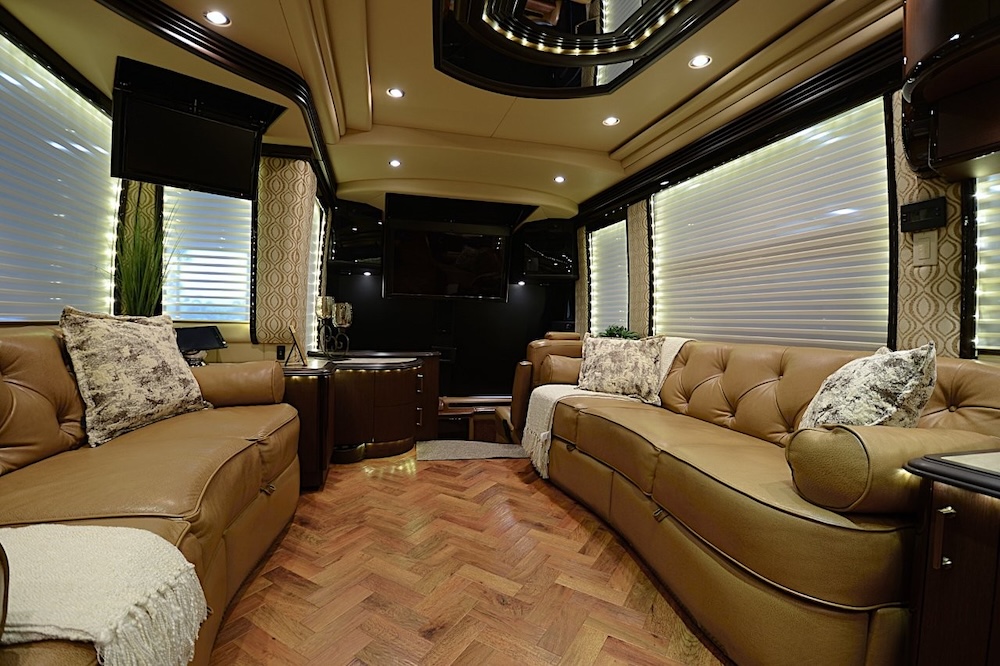 2015 Prevost Liberty H3-45 For Sale