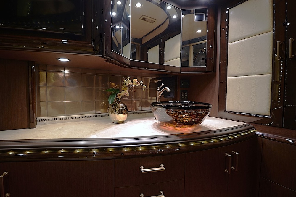 2015 Prevost Liberty H3-45 For Sale