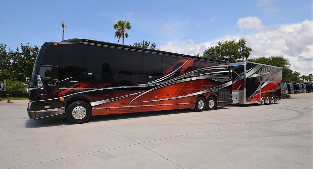 2013 Prevost Liberty H3-45 For Sale