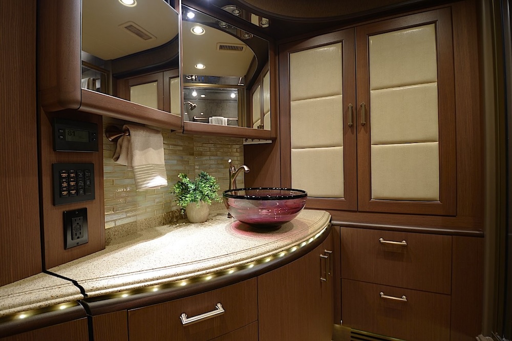 2013 Prevost Liberty H3-45 For Sale