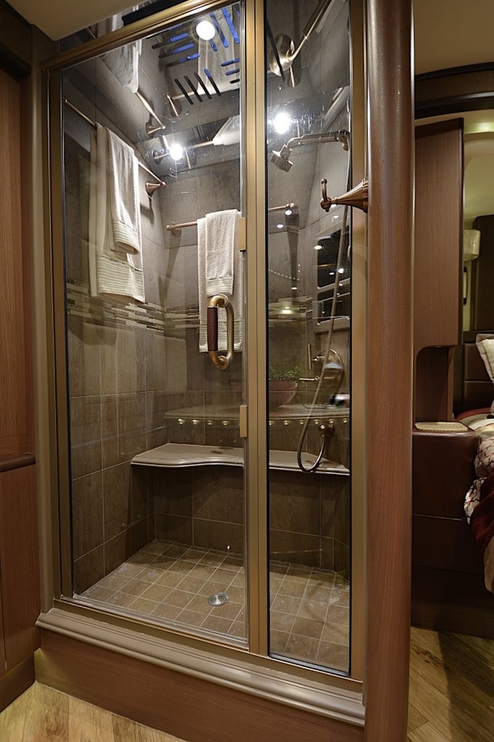 2013 Prevost Liberty H3-45 For Sale