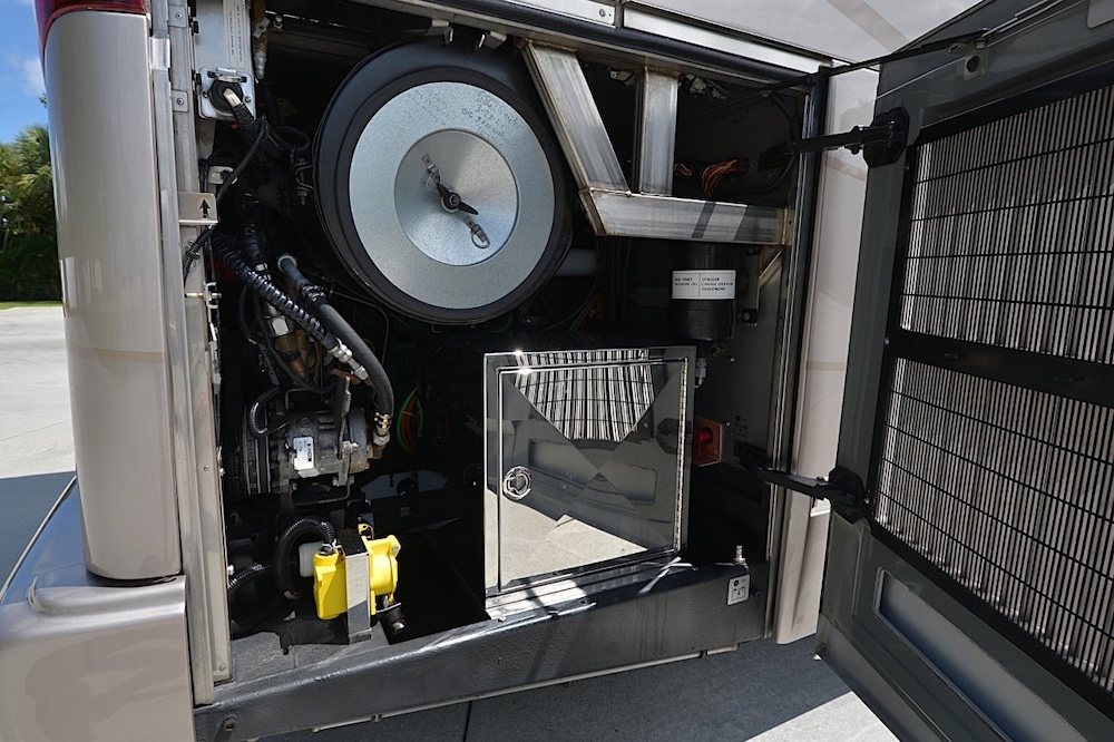 2015 Prevost Liberty H3-45 For Sale